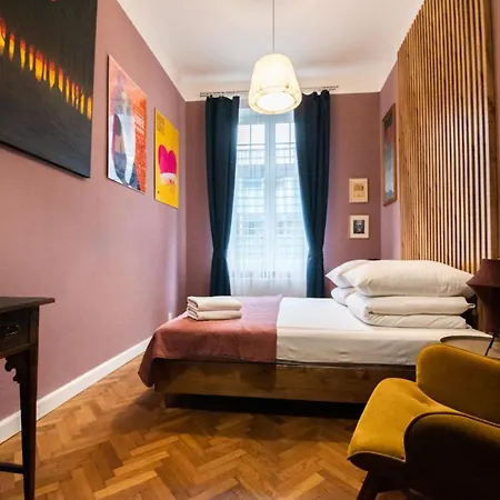 Opera Apartments Cracovia Esterno foto