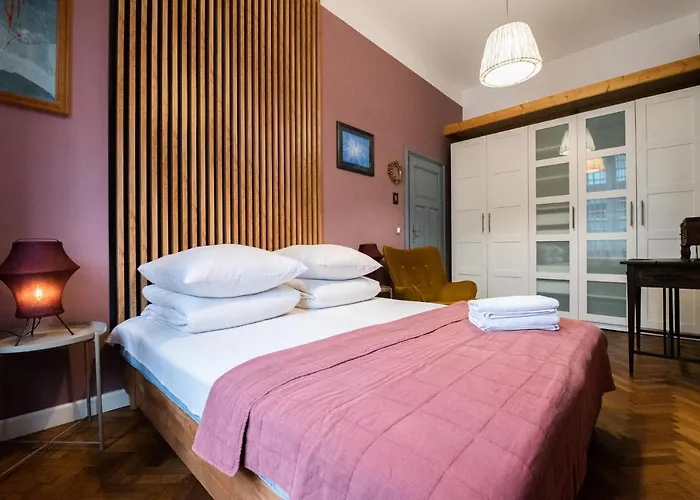 Opera Apartments